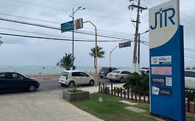 Excelente apartamento vista para o mar com piscina